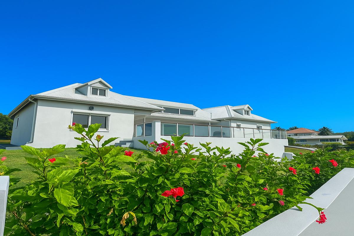 3.Location villa piscine Saint François Guadeloupe_Vue ensemble